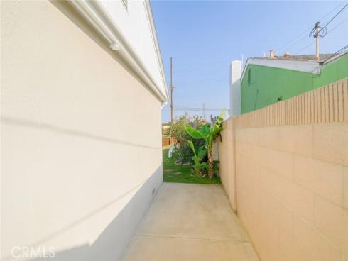 17451  Newland  , Huntington Beach, CA