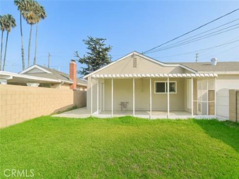 17451  Newland  , Huntington Beach, CA