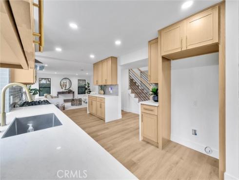 21621  Kaneohe  , Huntington Beach, CA