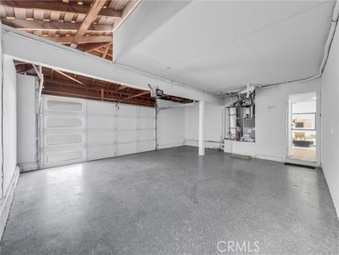 21621  Kaneohe  , Huntington Beach, CA