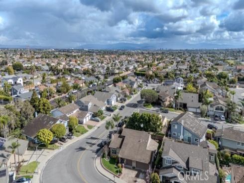 19542  Drybrook Ln.  , Huntington Beach, CA