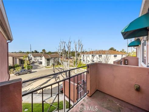 409 Utica D36 Avenue, Huntington Beach, CA
