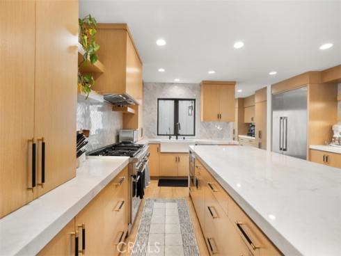 307 18th Street, Huntington Beach, CA