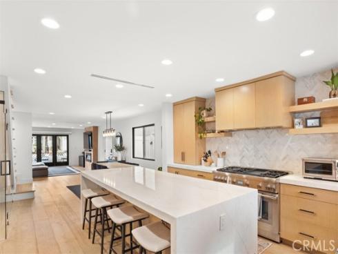 307 18th Street, Huntington Beach, CA