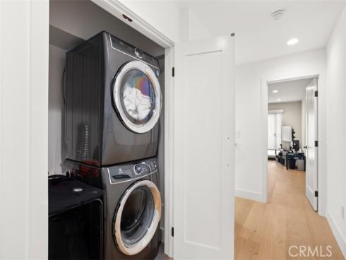 307 18th Street, Huntington Beach, CA