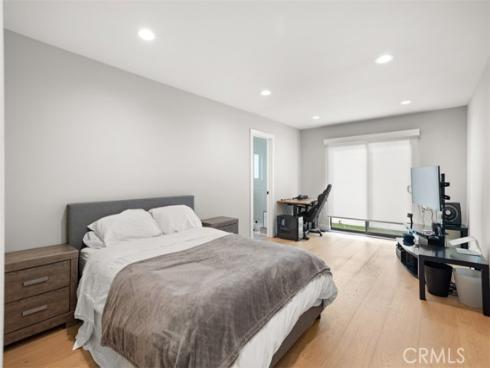 307 18th Street, Huntington Beach, CA