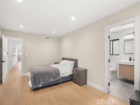 307 18th Street, Huntington Beach, CA