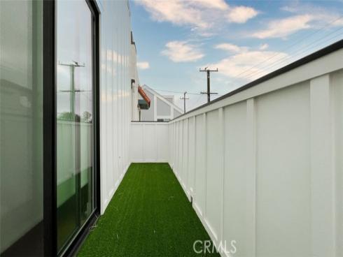 307 18th Street, Huntington Beach, CA