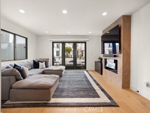 307 18th Street, Huntington Beach, CA