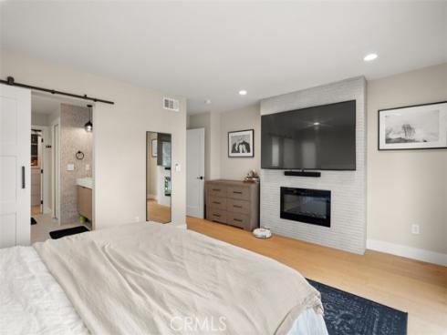 307 18th Street, Huntington Beach, CA