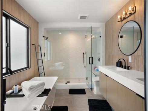 307 18th Street, Huntington Beach, CA