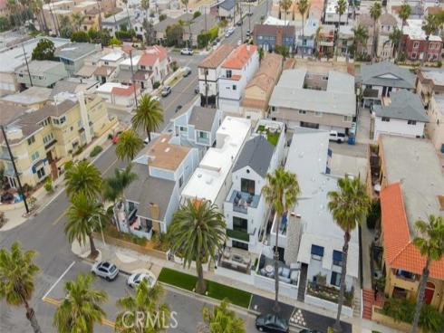 307 18th Street, Huntington Beach, CA