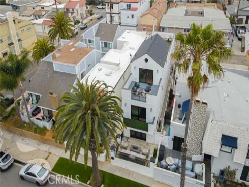 307 18th Street, Huntington Beach, CA