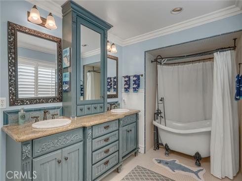 309  21st  , Huntington Beach, CA