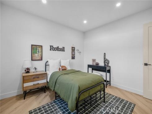 17381  Meer  , Huntington Beach, CA