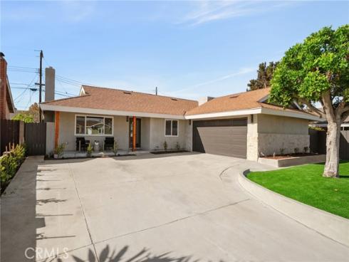 17381  Meer  , Huntington Beach, CA