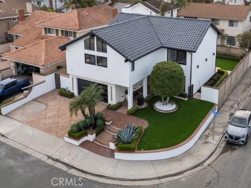 15631  Sunburst   Lane, Huntington Beach, CA