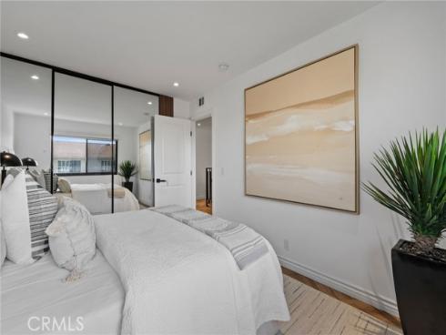 15631  Sunburst   Lane, Huntington Beach, CA