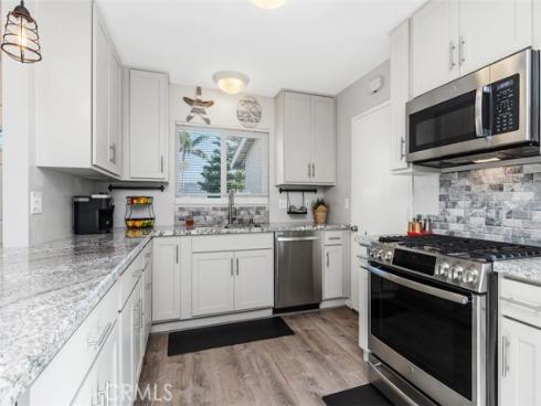 15201  Nottingham  , Huntington Beach, CA