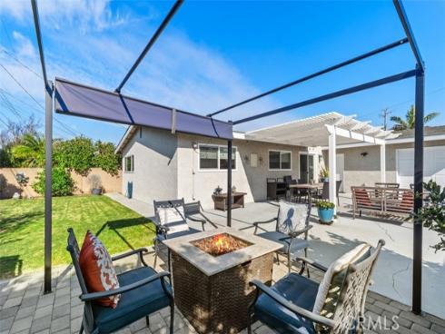 15201  Nottingham  , Huntington Beach, CA