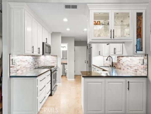 4700  Warner Avenue  112 , Huntington Beach, CA