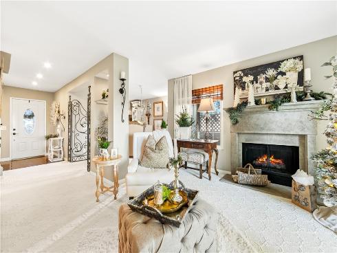 18576  Vallarta  , Huntington Beach, CA