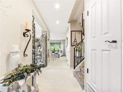 18576  Vallarta  , Huntington Beach, CA