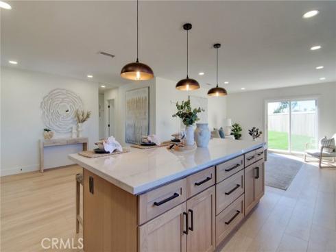 8652  Royer  , Huntington Beach, CA