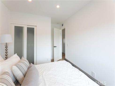 16509 Caballero 30B Lane, Huntington Beach, CA