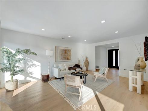 21211 Binghampton Circle, Huntington Beach, CA