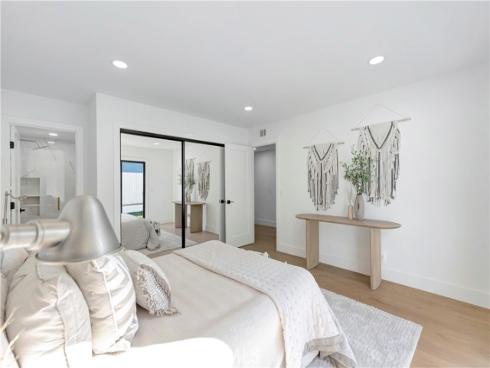 21211 Binghampton Circle, Huntington Beach, CA