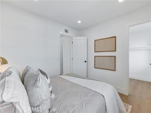 21211 Binghampton Circle, Huntington Beach, CA