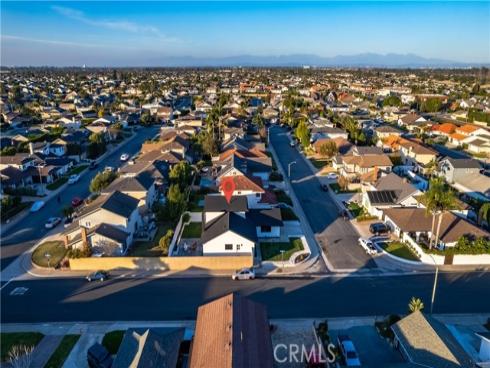 21211 Binghampton Circle, Huntington Beach, CA