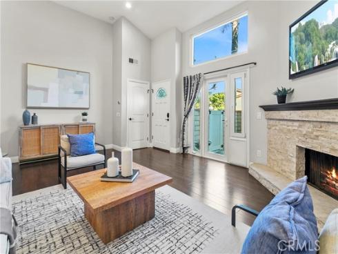 21066  Poolside  , Huntington Beach, CA