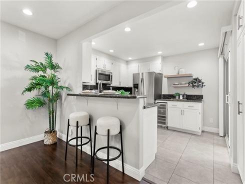 21066  Poolside  , Huntington Beach, CA