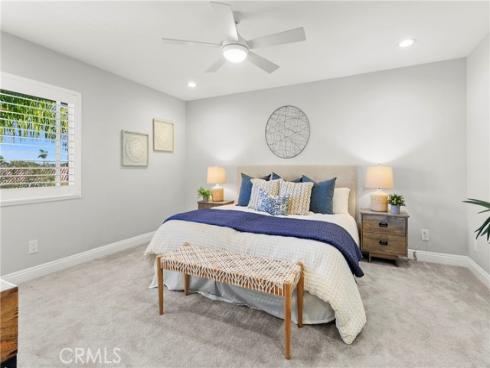 21066  Poolside  , Huntington Beach, CA