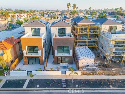 422 20th Street, Huntington Beach, CA