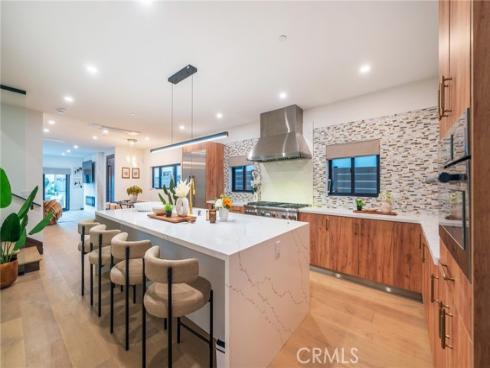 422 20th Street, Huntington Beach, CA