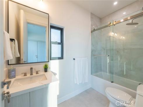 422 20th Street, Huntington Beach, CA