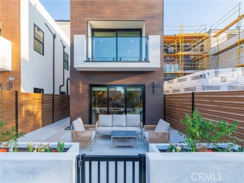 422 20th Street, Huntington Beach, CA