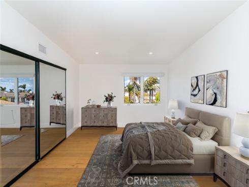 4651  Los Patos  , Huntington Beach, CA