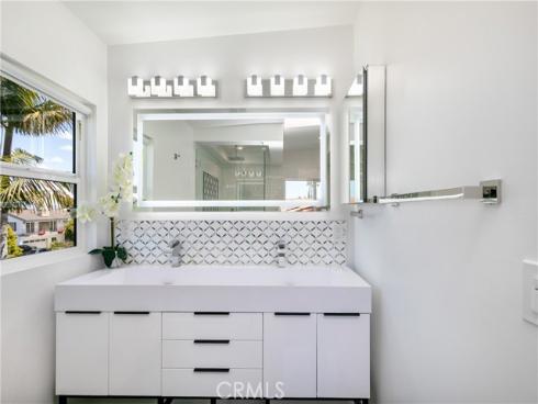 4651  Los Patos  , Huntington Beach, CA