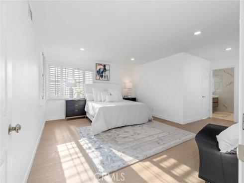 16401 Serenade Lane, Huntington Beach, CA