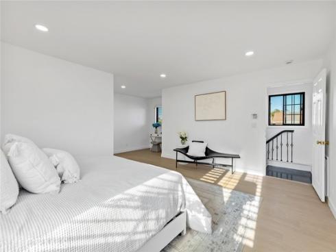 16401 Serenade Lane, Huntington Beach, CA