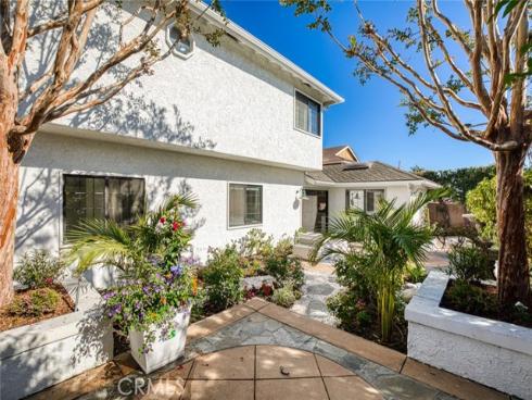 16401 Serenade Lane, Huntington Beach, CA