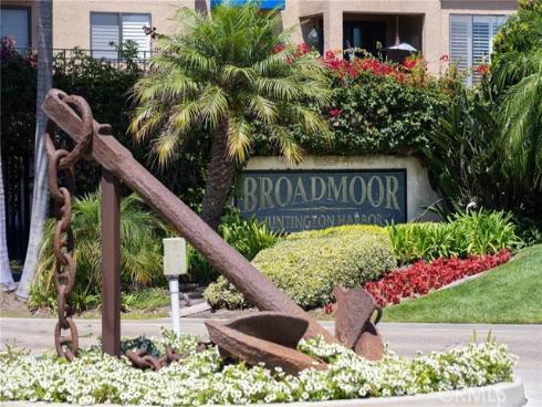3211  Anne  CI102  Circle, Huntington Beach, CA