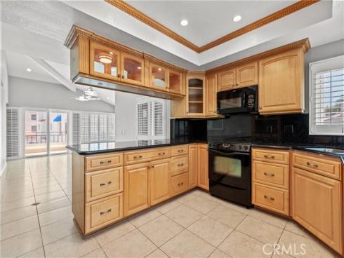 3211  Anne  CI102  Circle, Huntington Beach, CA
