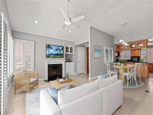 3211  Anne  CI102  Circle, Huntington Beach, CA