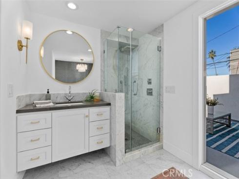 509  8th   Street, Huntington Beach, CA