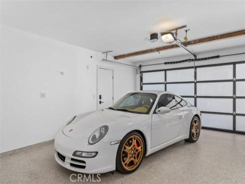 509  8th   Street, Huntington Beach, CA